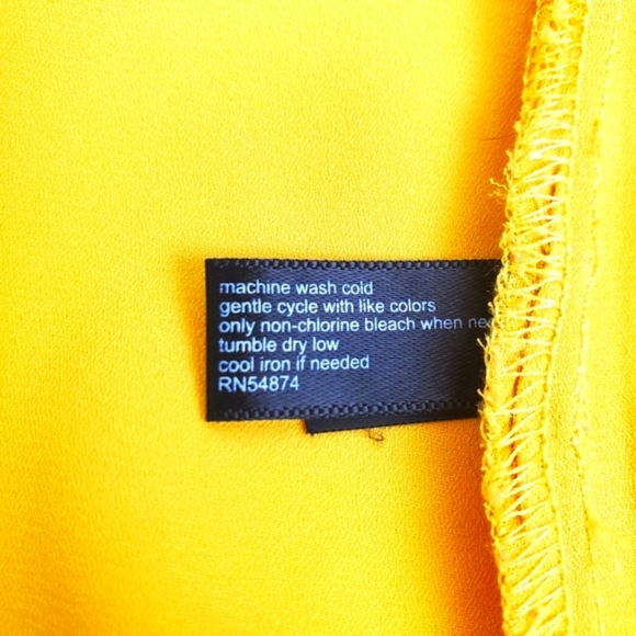 New Without Tags | The Limited Gold Women's V Neck Sleeveless Top | M - Picture 4 of 5